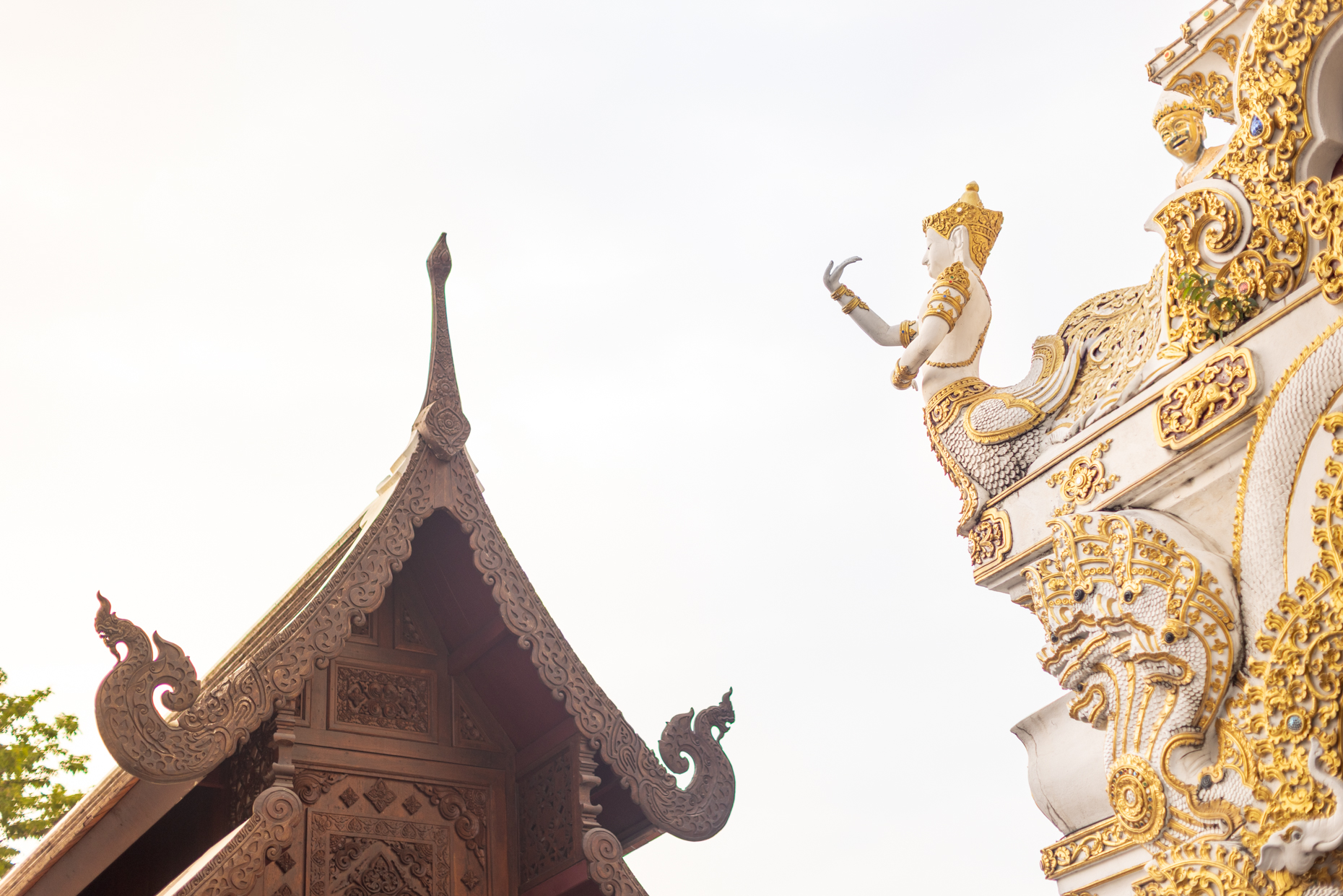 11-kelsey-floyd-spiritual-wellness-thailand-temple-travel-photography