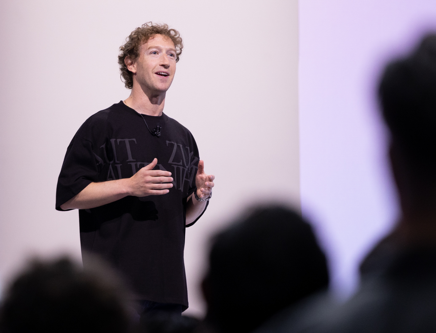 13-kelsey-floyd-mark-zuckerberg-keynote-speaker-meta-conference-photographer