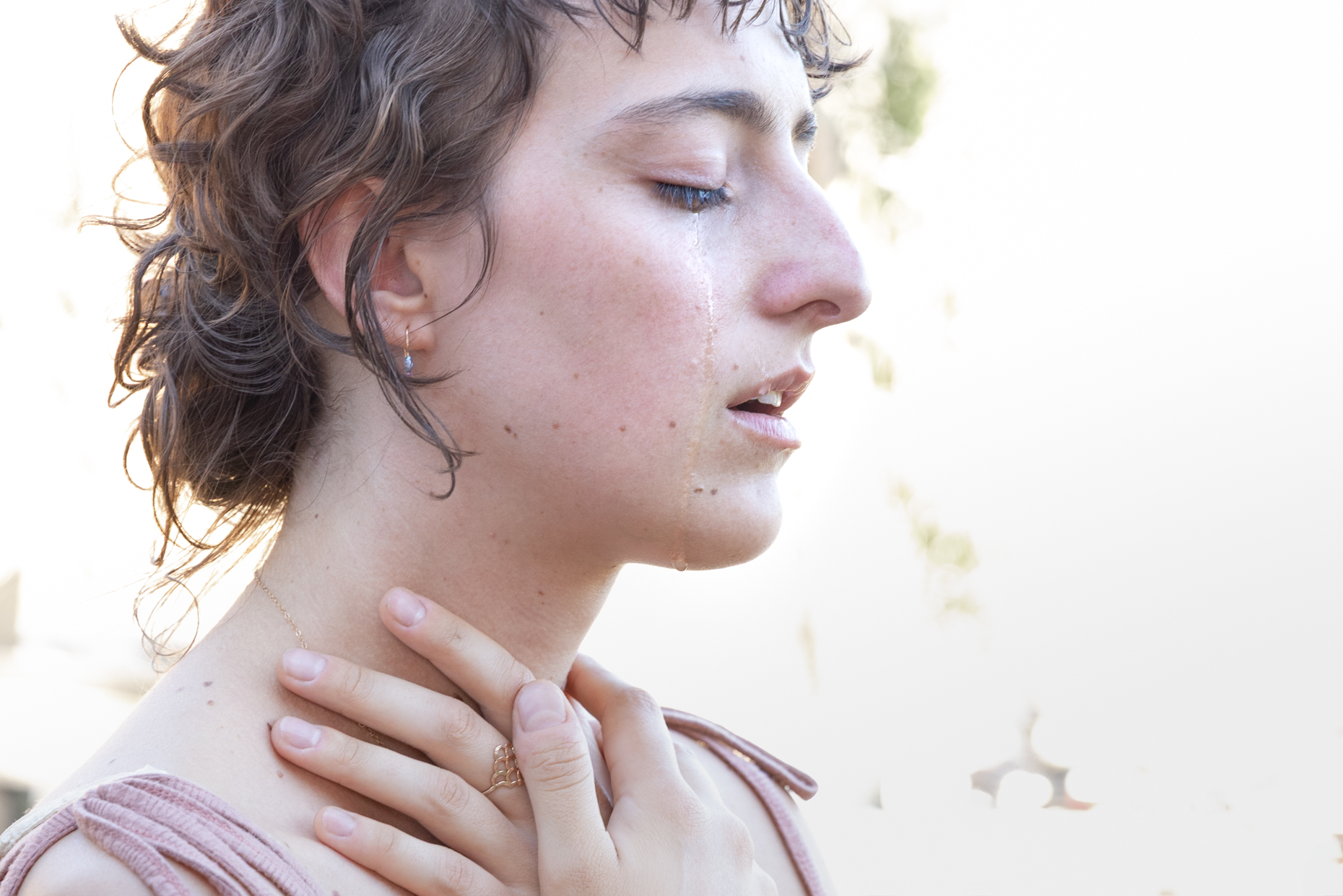 20-kelsey-floyd-wellness-emotional-portrait-healing-moment-bay-area-photographer