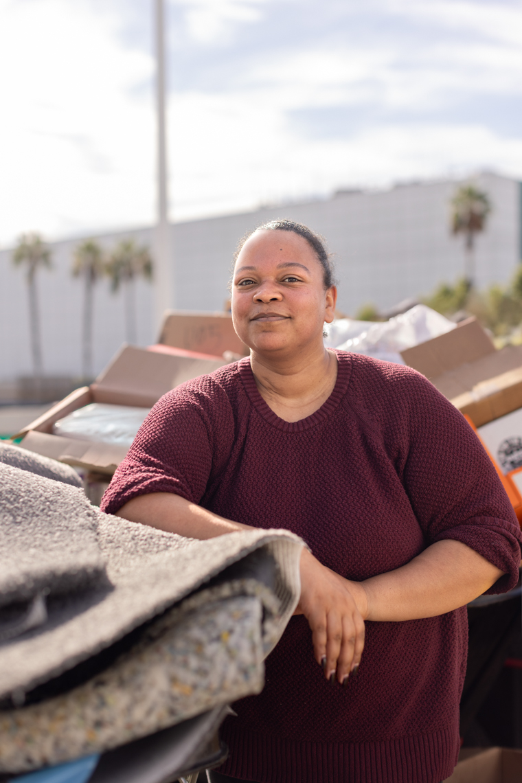 51-kelsey-floyd-sustainability-photographer-commercial-recycling-women-labor