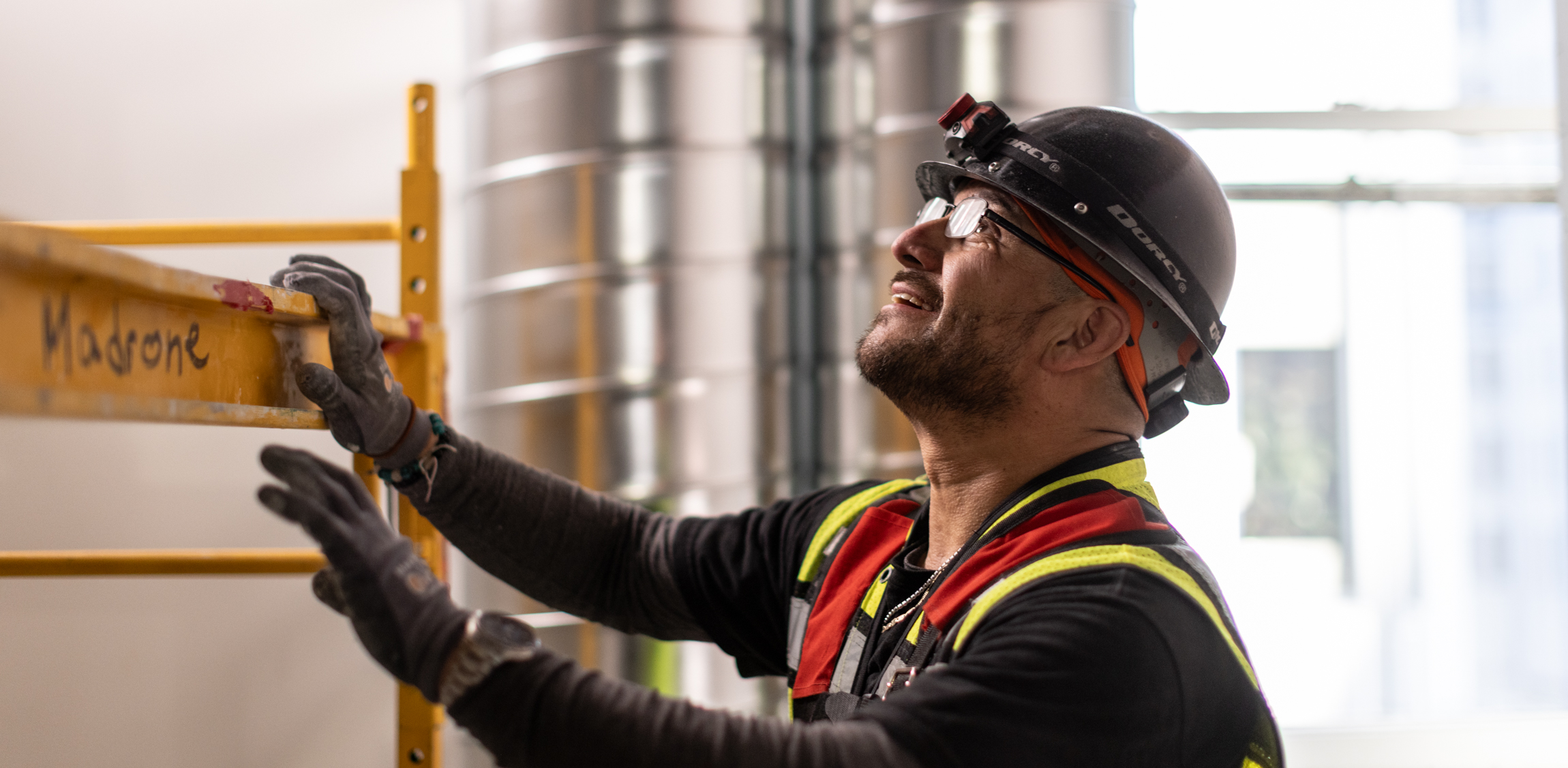 55-kelsey-floyd-gci-general-contractors-worker-portrait-photographer