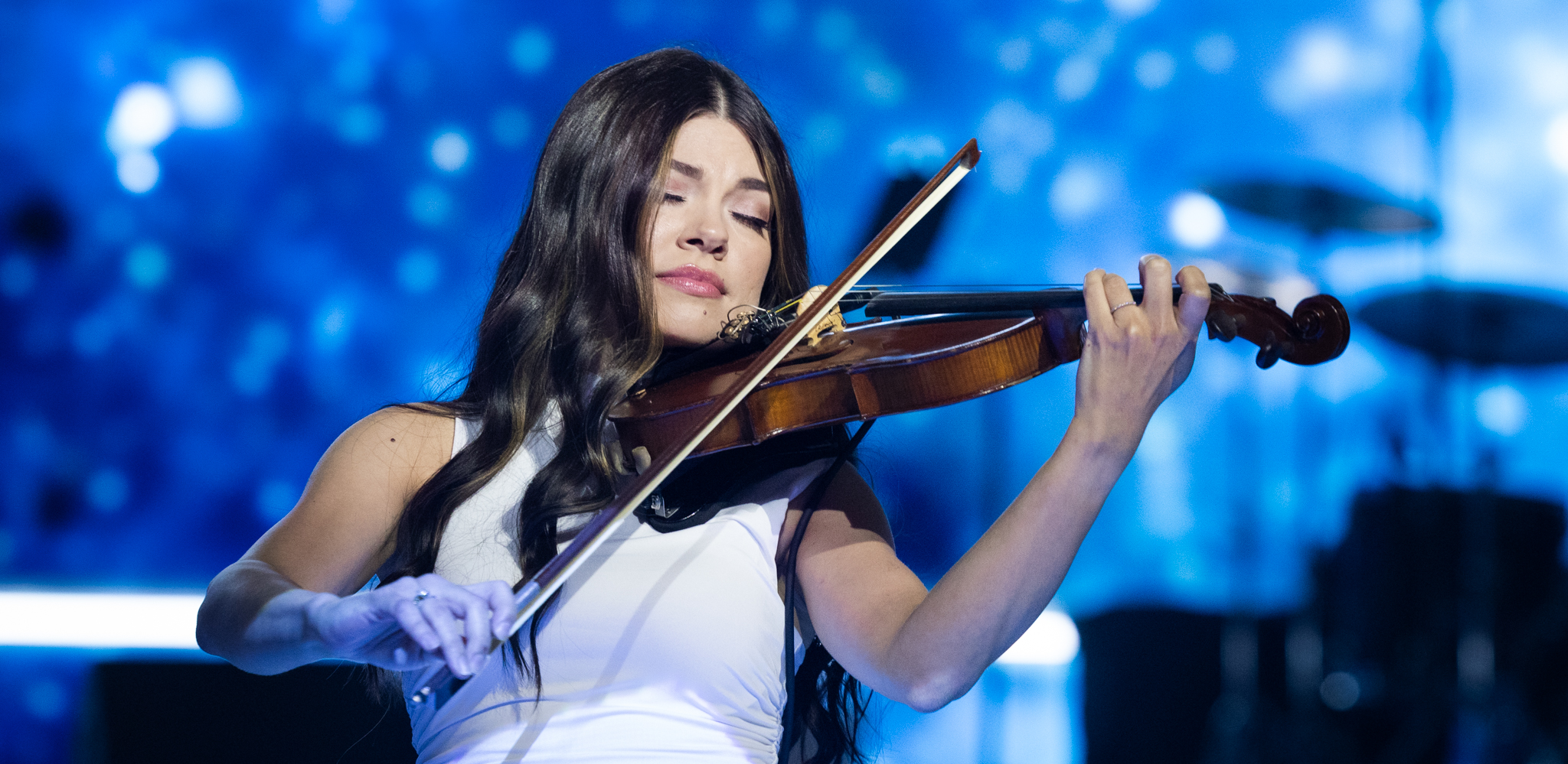 57-kelsey-floyd-las-vegas-event-photographer-live-music-performance-violinist